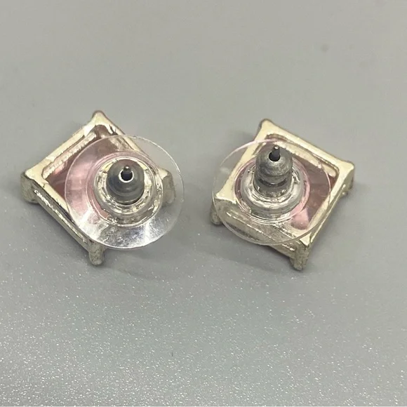 LAST CHANCE 🔥 Pink & Silver Tone Costume Pierced Earrings #6505 - Picture 4 of 4